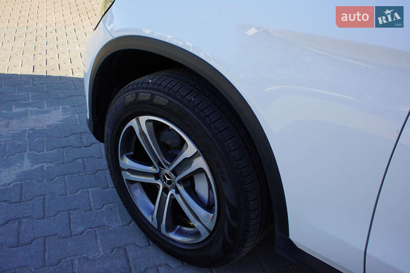 Внедорожник / Кроссовер Mercedes-Benz GLC-Class 2018 в Житомире