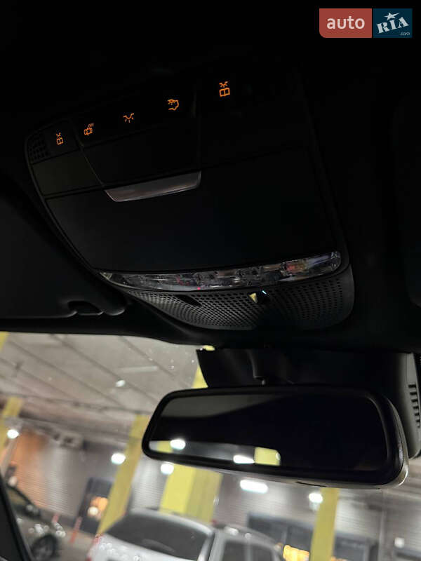 Внедорожник / Кроссовер Mercedes-Benz GLC-Class 2018 в Киеве фото 46 Внедорожник / Кроссовер Mercedes-Benz GLC-Class 2018 в Киеве