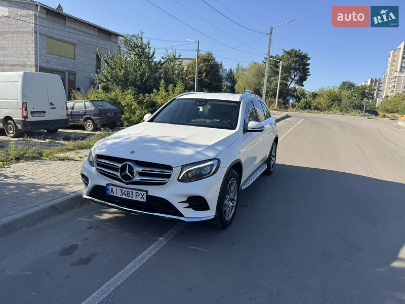 Внедорожник / Кроссовер Mercedes-Benz GLC-Class 2017 в 