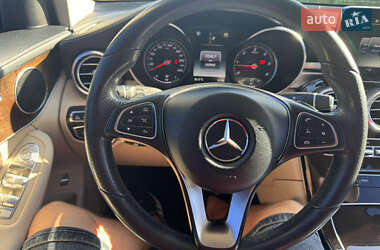 Внедорожник / Кроссовер Mercedes-Benz GLC-Class 2017 в 