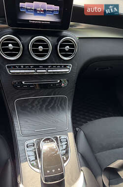 Внедорожник / Кроссовер Mercedes-Benz GLC-Class 2016 в 