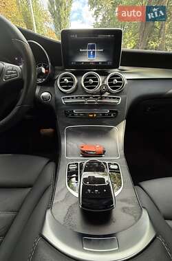 Внедорожник / Кроссовер Mercedes-Benz GLC-Class 2017 в 