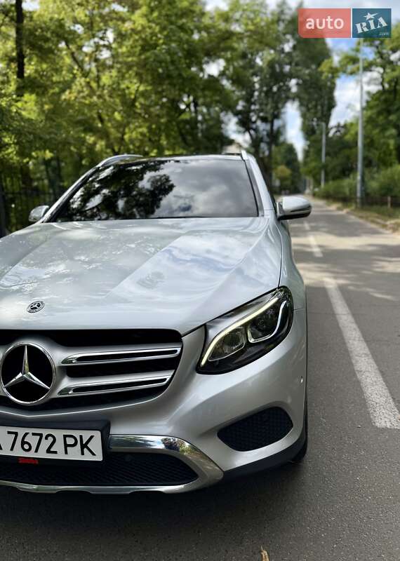 Внедорожник / Кроссовер Mercedes-Benz GLC-Class 2017 в Киеве