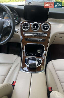 Внедорожник / Кроссовер Mercedes-Benz GLC-Class 2016 в 