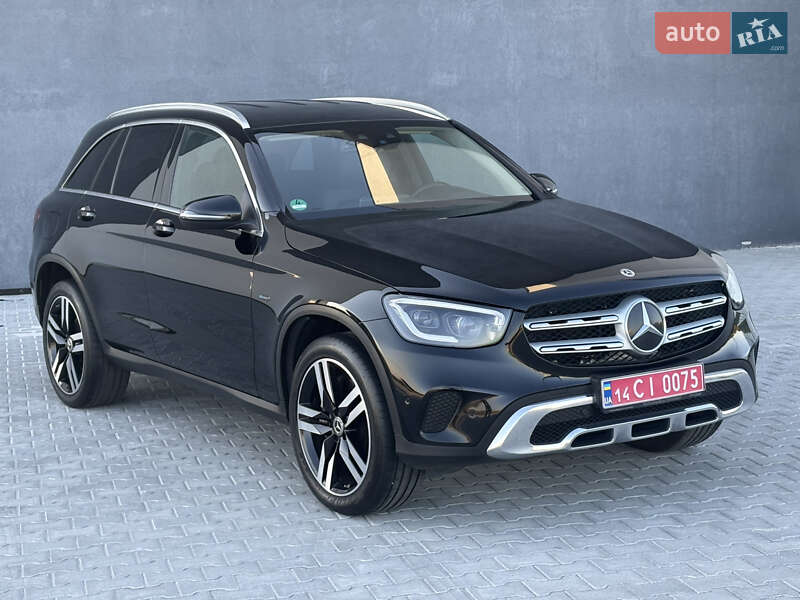 Позашляховик / Кросовер Mercedes-Benz GLC-Class 2021 в Львові