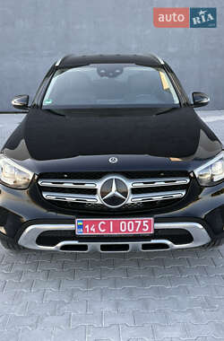 Внедорожник / Кроссовер Mercedes-Benz GLC-Class 2021 в 