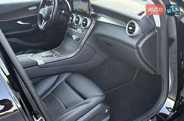 Внедорожник / Кроссовер Mercedes-Benz GLC-Class 2021 в 