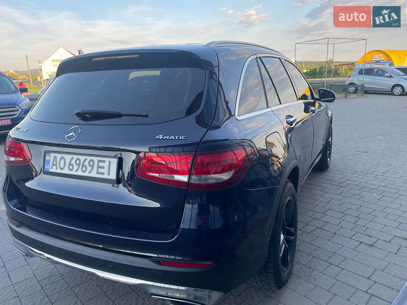 Внедорожник / Кроссовер Mercedes-Benz GLC-Class 2017 в Ужгороде фото 4 Внедорожник / Кроссовер Mercedes-Benz GLC-Class 2017 в Ужгороде