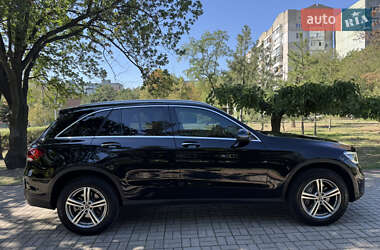Позашляховик / Кросовер Mercedes-Benz GLC-Class 2021 в 
