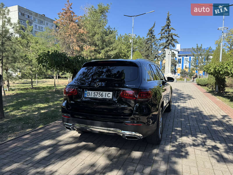 Позашляховик / Кросовер Mercedes-Benz GLC-Class 2021 в Києві