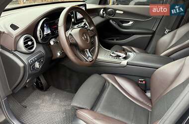 Внедорожник / Кроссовер Mercedes-Benz GLC-Class 2017 в 
