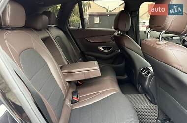 Внедорожник / Кроссовер Mercedes-Benz GLC-Class 2017 в 