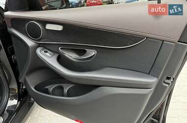 Внедорожник / Кроссовер Mercedes-Benz GLC-Class 2017 в 
