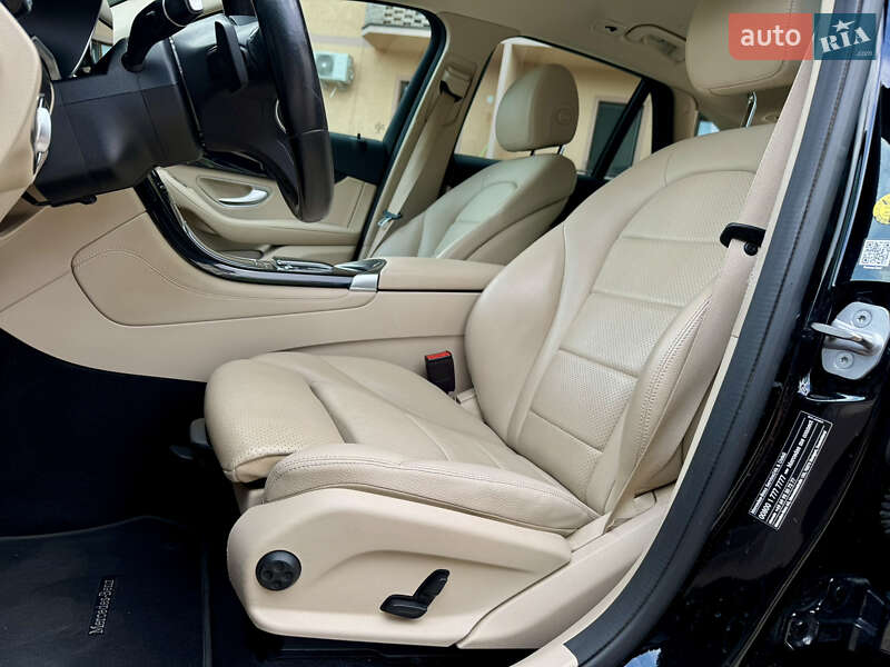 Внедорожник / Кроссовер Mercedes-Benz GLC-Class 2020 в Ужгороде фото 31 Внедорожник / Кроссовер Mercedes-Benz GLC-Class 2020 в Ужгороде