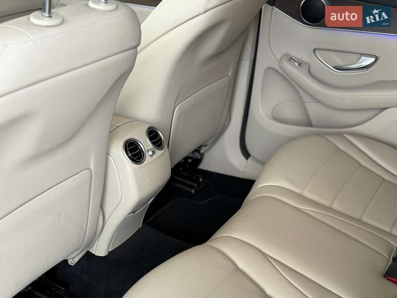 Позашляховик / Кросовер Mercedes-Benz GLC-Class 2020 в Одесі