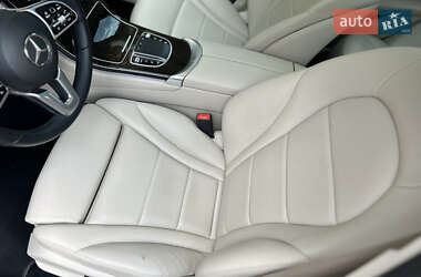 Позашляховик / Кросовер Mercedes-Benz GLC-Class 2019 в 