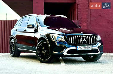 Внедорожник / Кроссовер Mercedes-Benz GLC-Class 2017 в Тернополе