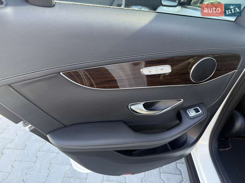 Позашляховик / Кросовер Mercedes-Benz GLC-Class 2016 в Чернівцях