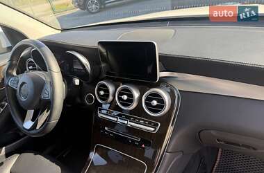 Внедорожник / Кроссовер Mercedes-Benz GLC-Class 2016 в 