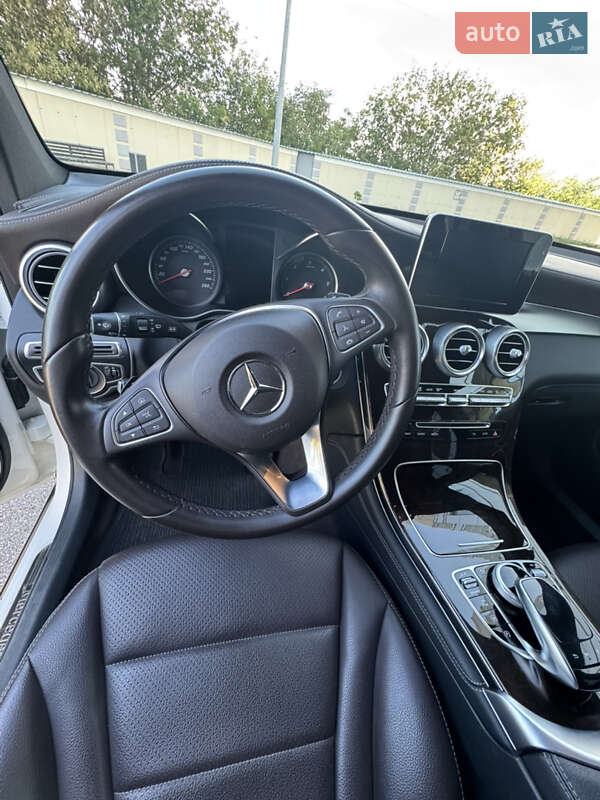 Внедорожник / Кроссовер Mercedes-Benz GLC-Class 2017 в Харькове