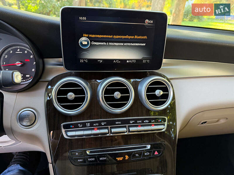 Позашляховик / Кросовер Mercedes-Benz GLC-Class 2015 в Києві