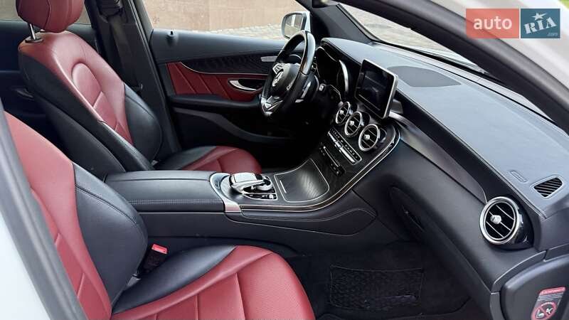 Внедорожник / Кроссовер Mercedes-Benz GLC-Class 2017 в Одессе