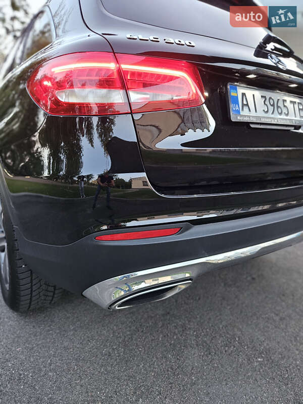Позашляховик / Кросовер Mercedes-Benz GLC-Class 2017 в Києві