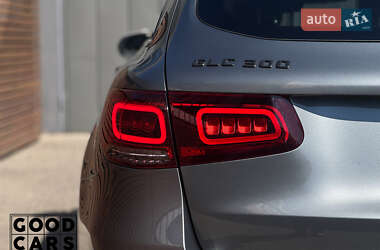 Внедорожник / Кроссовер Mercedes-Benz GLC-Class 2017 в 