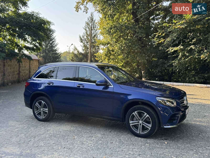 Внедорожник / Кроссовер Mercedes-Benz GLC-Class 2017 в Кицмани