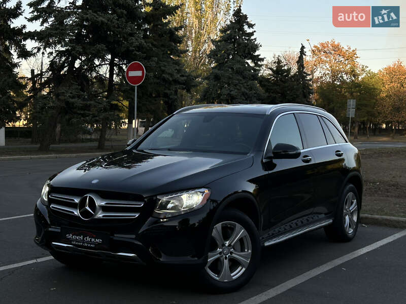 Внедорожник / Кроссовер Mercedes-Benz GLC-Class 2016 в 