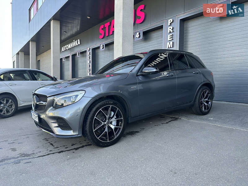 Внедорожник / Кроссовер Mercedes-Benz GLC-Class 2017 в Киеве