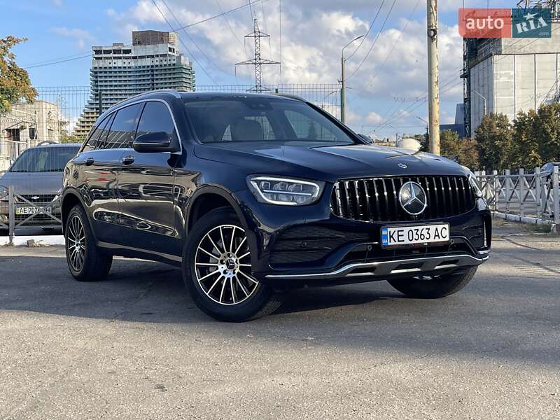 Позашляховик / Кросовер Mercedes-Benz GLC-Class 2022 в 