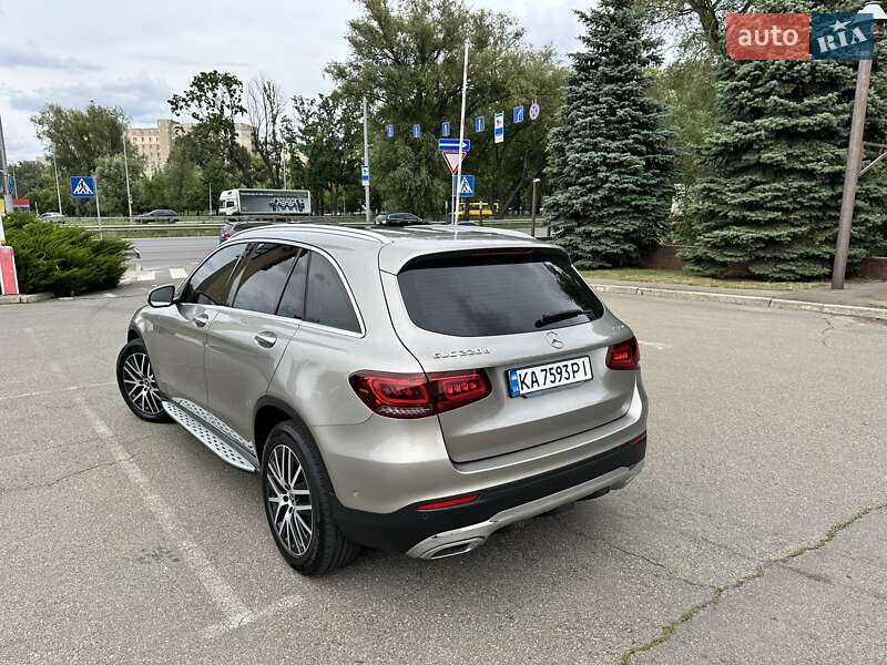 Позашляховик / Кросовер Mercedes-Benz GLC-Class 2022 в Києві