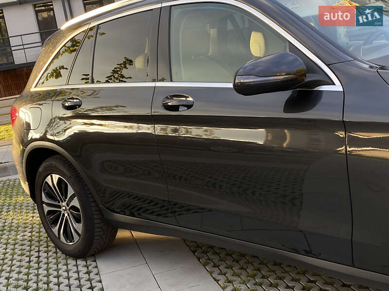 Внедорожник / Кроссовер Mercedes-Benz GLC-Class 2020 в Самборе фото 12 Внедорожник / Кроссовер Mercedes-Benz GLC-Class 2020 в Самборе