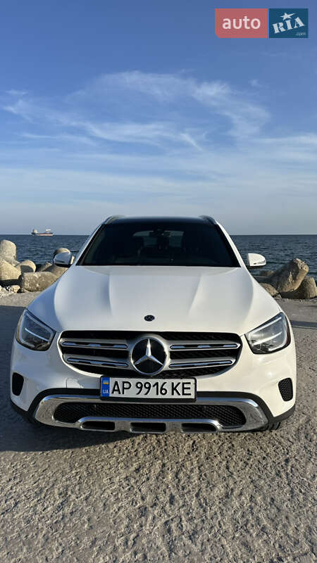 Mercedes-Benz GLC-Class 2019