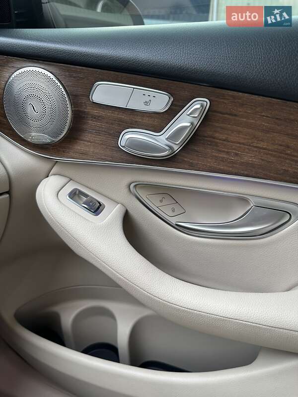 Позашляховик / Кросовер Mercedes-Benz GLC-Class 2020 в Києві