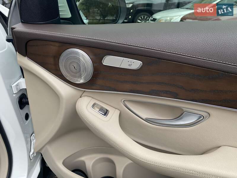 Позашляховик / Кросовер Mercedes-Benz GLC-Class 2020 в Києві