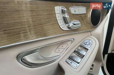 Внедорожник / Кроссовер Mercedes-Benz GLC-Class 2019 в 