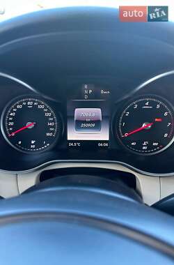 Внедорожник / Кроссовер Mercedes-Benz GLC-Class 2016 в 
