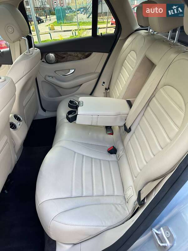 Позашляховик / Кросовер Mercedes-Benz GLC-Class 2016 в Львові фото 8 Позашляховик / Кросовер Mercedes-Benz GLC-Class 2016 в Львові