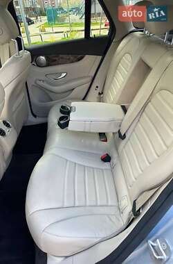 Внедорожник / Кроссовер Mercedes-Benz GLC-Class 2016 в 