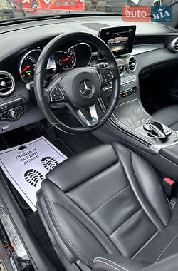 Внедорожник / Кроссовер Mercedes-Benz GLC-Class 2017 в 