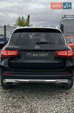 Внедорожник / Кроссовер Mercedes-Benz GLC-Class 2017 в 