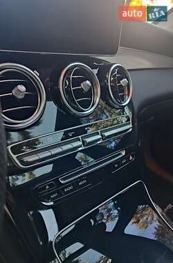 Внедорожник / Кроссовер Mercedes-Benz GLC-Class 2018 в 