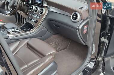 Внедорожник / Кроссовер Mercedes-Benz GLC-Class 2018 в 