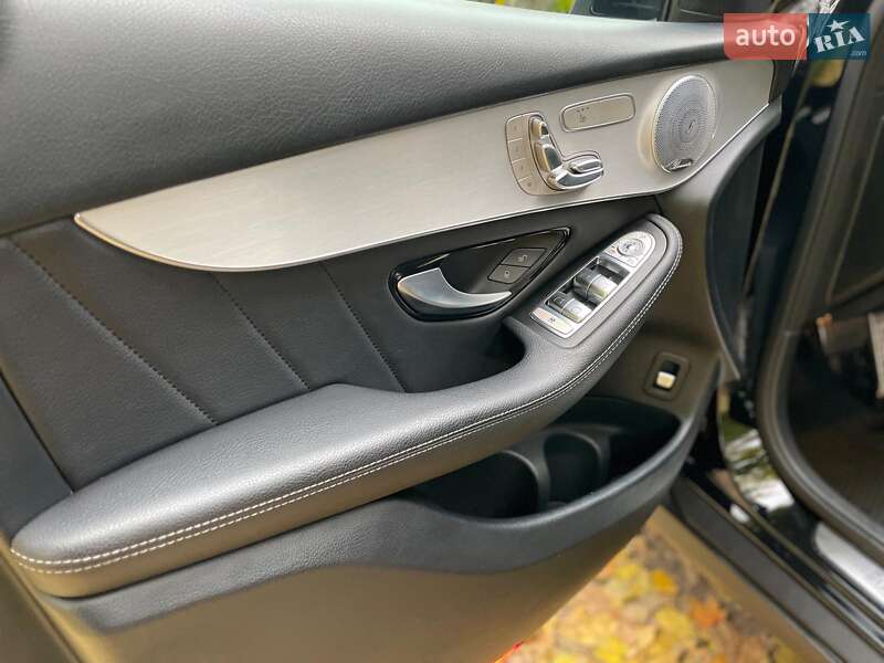 Внедорожник / Кроссовер Mercedes-Benz GLC-Class 2018 в Киеве
