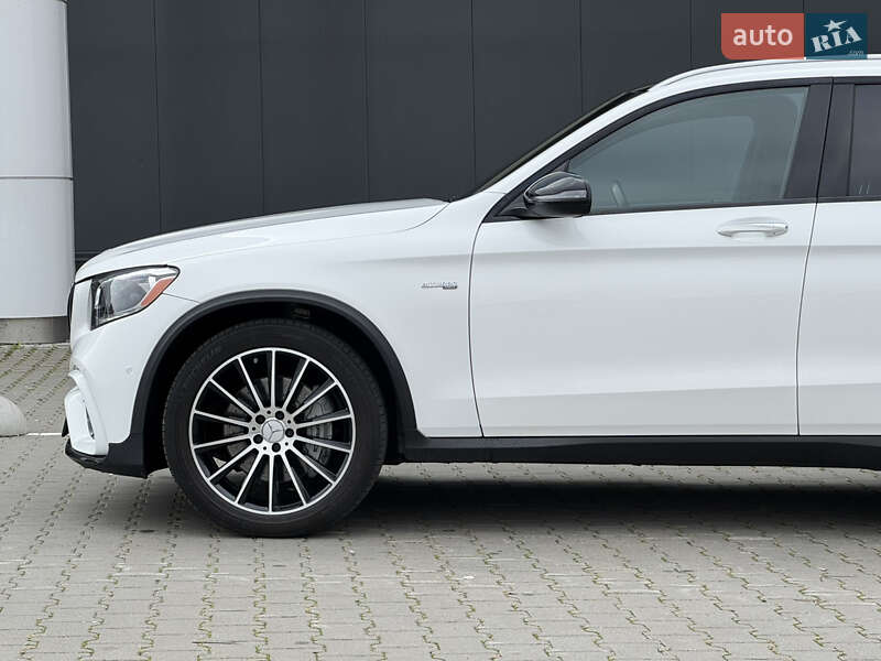 Внедорожник / Кроссовер Mercedes-Benz GLC-Class 2016 в Киеве фото 5 Внедорожник / Кроссовер Mercedes-Benz GLC-Class 2016 в Киеве