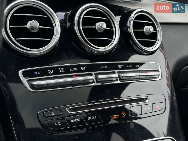 Внедорожник / Кроссовер Mercedes-Benz GLC-Class 2016 в Киеве фото 27 Внедорожник / Кроссовер Mercedes-Benz GLC-Class 2016 в Киеве
