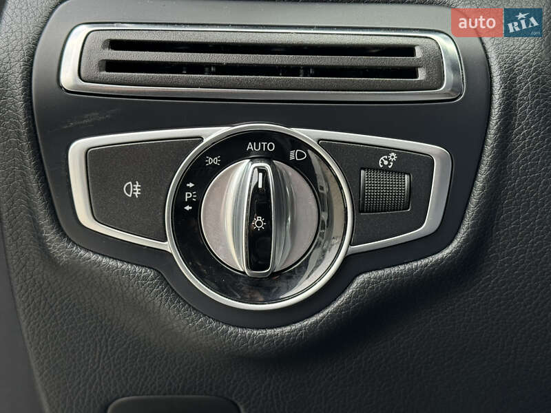 Внедорожник / Кроссовер Mercedes-Benz GLC-Class 2016 в Киеве фото 37 Внедорожник / Кроссовер Mercedes-Benz GLC-Class 2016 в Киеве