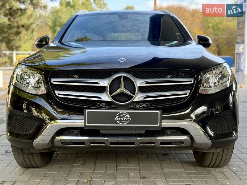 Внедорожник / Кроссовер Mercedes-Benz GLC-Class 2017 в Днепре фото 6 Внедорожник / Кроссовер Mercedes-Benz GLC-Class 2017 в Днепре